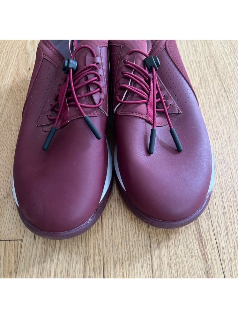 Clove Royal Maroon Nursing Healthcare Comfort Shoes Women's Size 8 - Picture 3 of 9